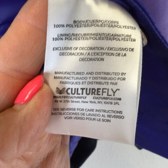 NWT FRIENDS Men’s Medium Purple ‘Central Perk’ Bomber Outerwear Jacket Joey - Picture 8 of 15